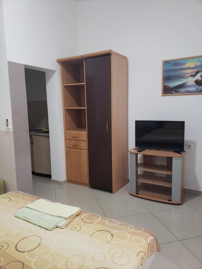Apartments Petricevic Sutomore Exterior foto